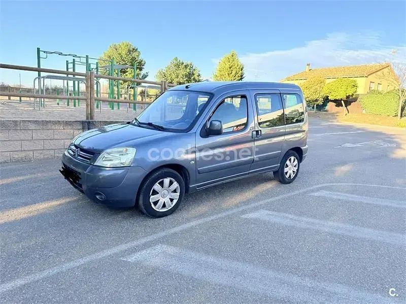 Usado Citroën Berlingo 90 CV (66 kW) 2009 Azul Monovolumen