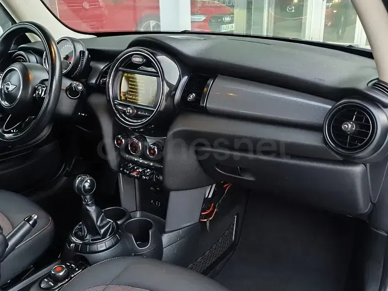Usado Mini Cooper D 116 CV (85 kW) 2015 Verde Utilitario