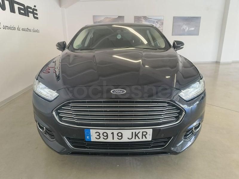 Usado Ford Mondeo Titanium 150 CV (110 kW) 2015 Negro Berlina