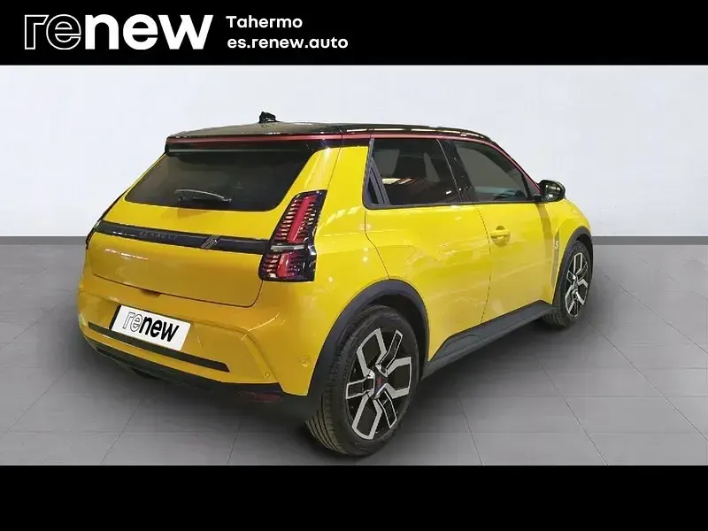 Usado Renault R5 Techno 88 kW (120 CV) 2025 Amarillo Utilitario