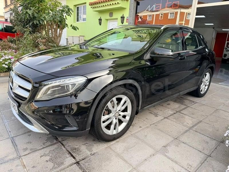 Usado Mercedes GLA220 Urban 170 CV (125 kW) 2014 Negro SUV