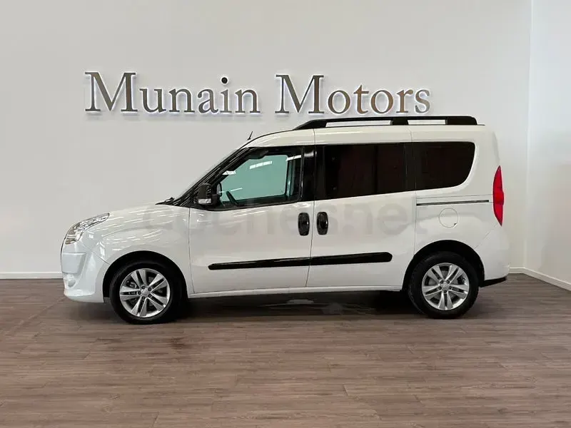 Usado Opel Combo Expression 90 CV (66 kW) 2016 Blanco Monovolumen
