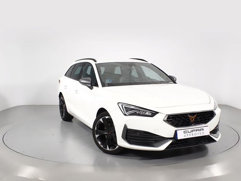 Usado Cupra Leon 150 CV (110 kW) 2024 Blanco Familiar