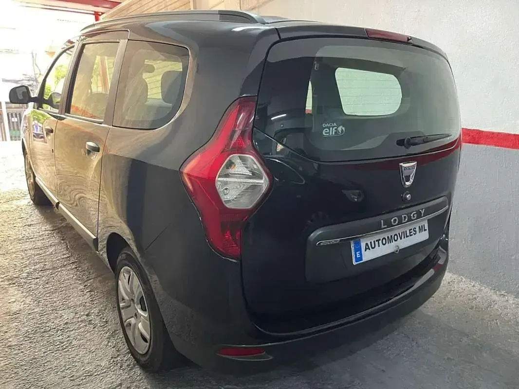Usado Dacia Lodgy 102 CV (75 kW) 2019 Negro Monovolumen