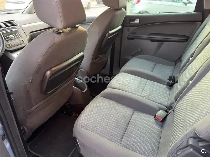 Usado Ford C-MAX Trend 90 CV (66 kW) 2006 Azul Monovolumen