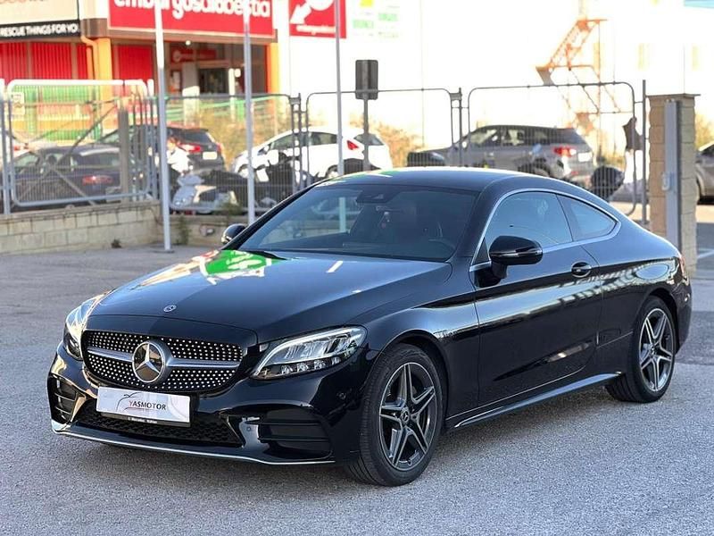 Usado Mercedes C180 170 CV (125 kW) 2023 Negro Berlina