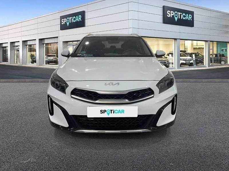 Usado Kia XCeed 120 HP (88 kW) 2023 Branco SUV