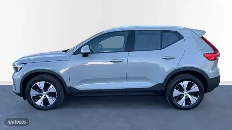 Usado Volvo XC40 Core 2024 Gris SUV