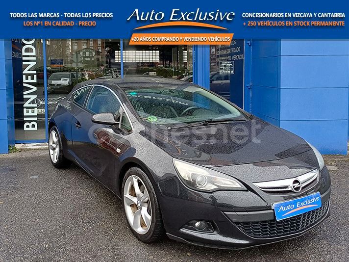 Negro Usado 2013 Opel Astra GTC Sportive Berlina | 8490 € (Precio justo) - Imagen 1/4