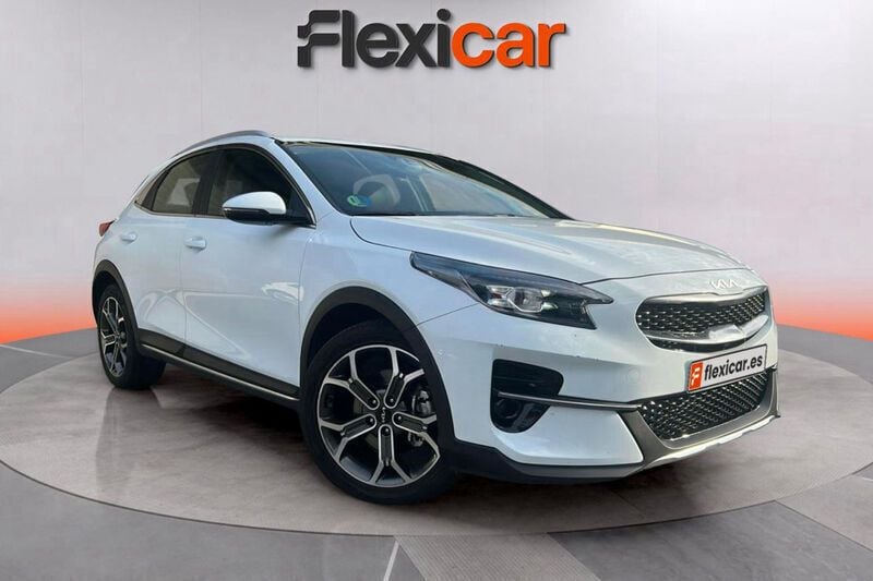 Blanco Usado 2021 Kia XCeed SUV | 21.490 € - Imagen 1/4