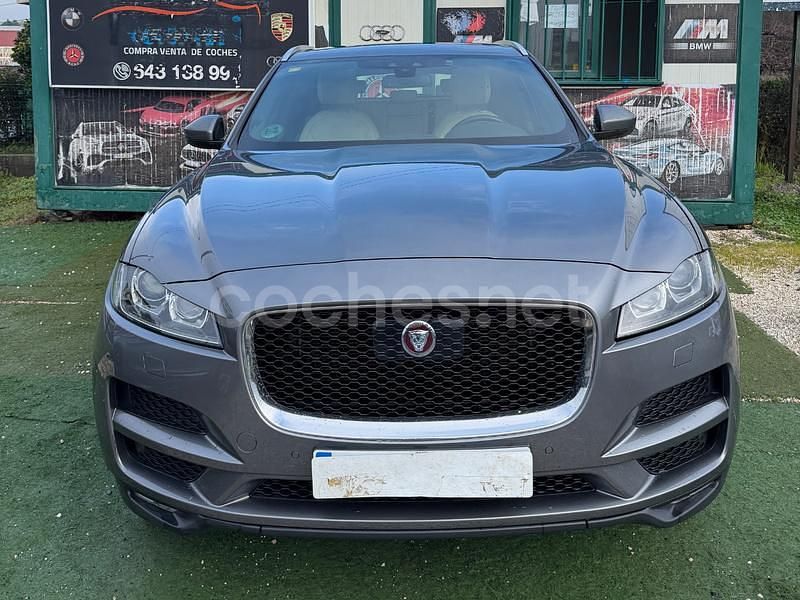 Usado Jaguar F-Pace Prestige 180 CV (132 kW) 2017 Gris / plata SUV