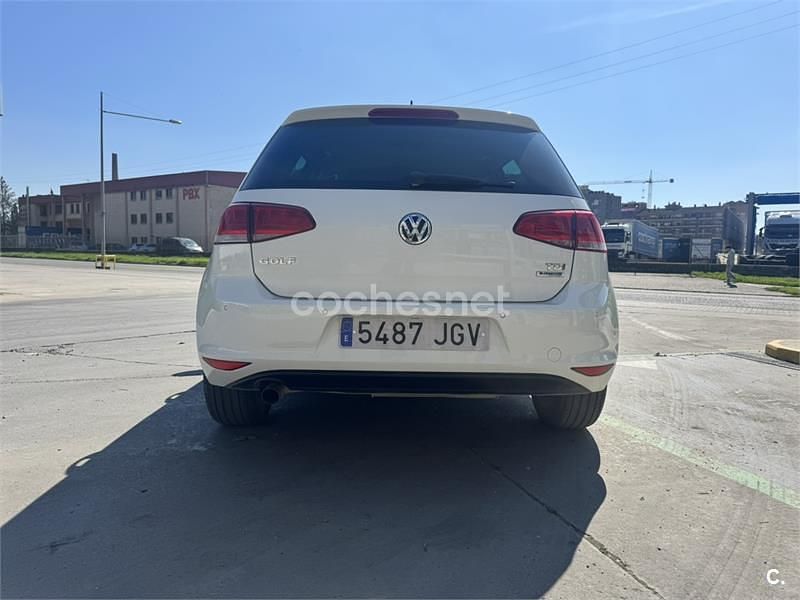 Usado VW Golf VII Advance 110 CV (80 kW) 2015 Blanco Berlina