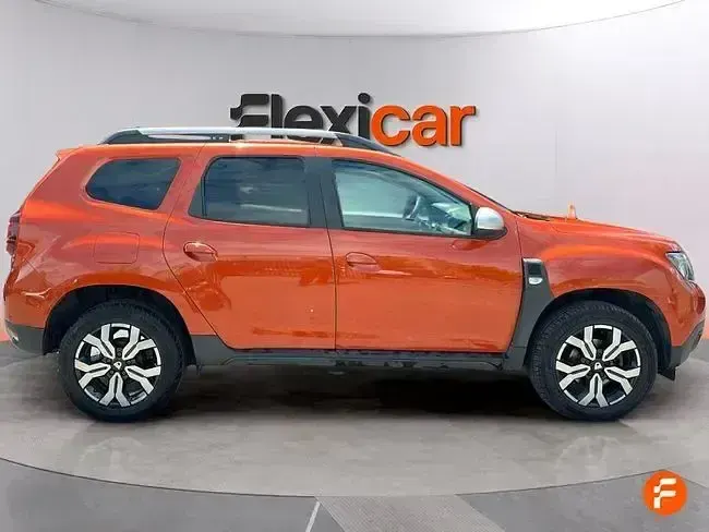 Usado Dacia Duster Prestige 115 CV (84 kW) 2021 Naranja SUV