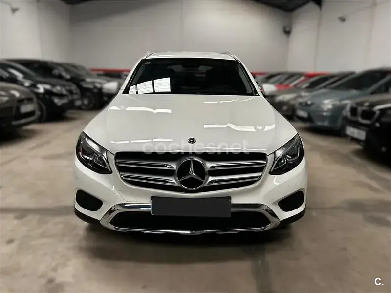 Usado Mercedes GLC220 170 CV (125 kW) 2019 Blanco SUV