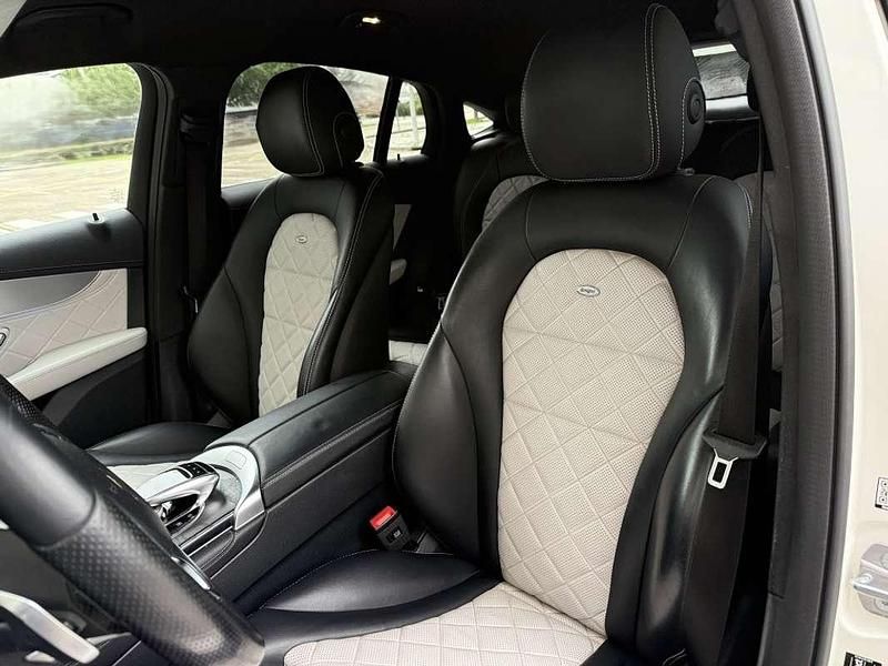 Usado Mercedes GLC350 258 CV (189 kW) 2017 Blanco Coupe