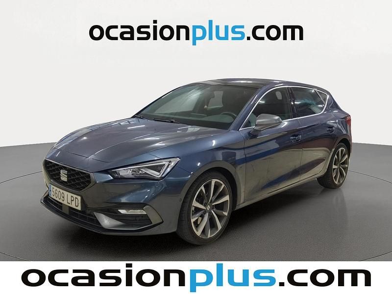 Gris Usado 2021 Seat Leon FR Utilitario | 22.173 € (Precio justo) - Imagen 1/4