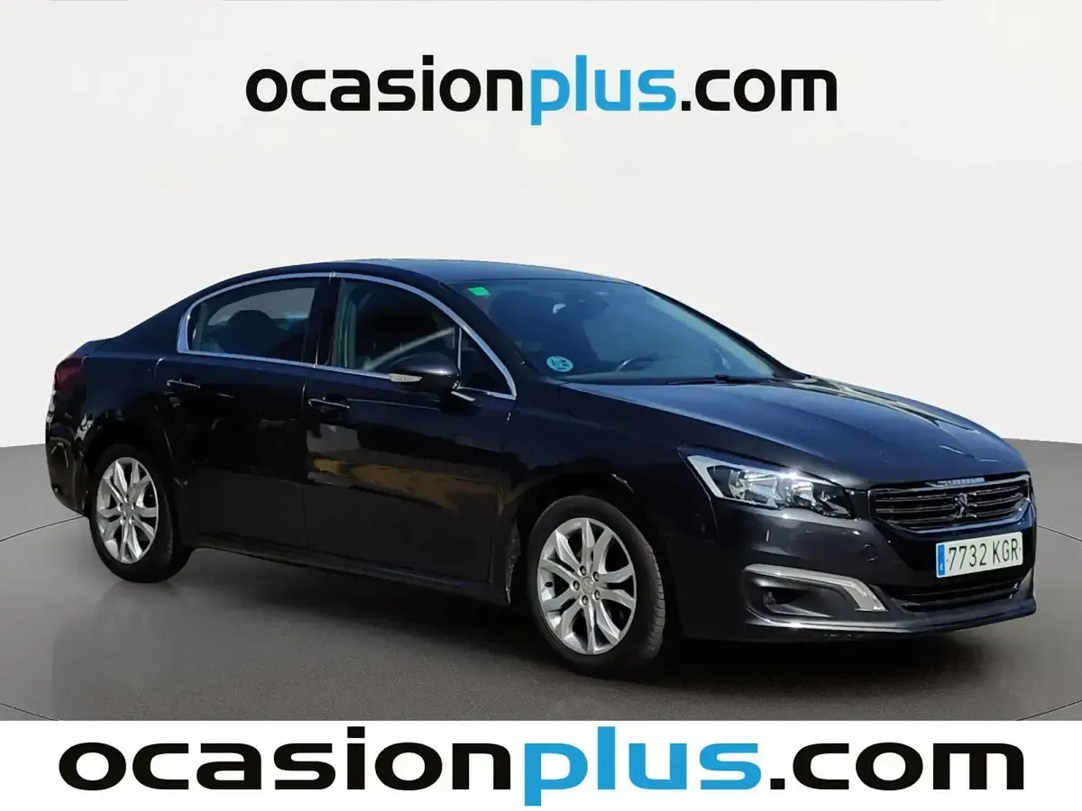 Usado Peugeot 508 Allure 150 CV (110 kW) 2018 Gris / plata Berlina