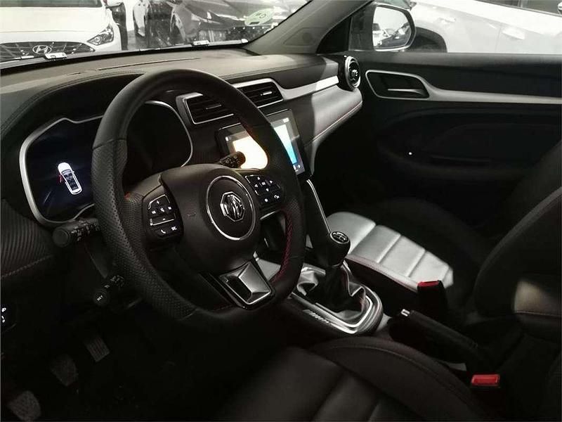 Usado MG ZS Luxury 106 CV (77 kW) 2025 SUV