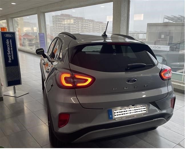 Usado Ford Puma Titanium 125 CV (91 kW) 2024 Plateado SUV