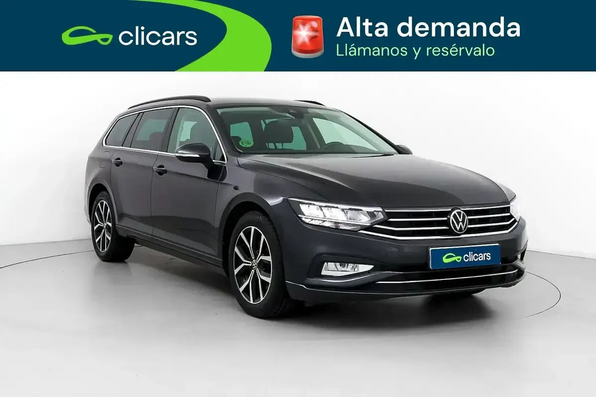 Usado VW Passat Executive 122 CV (89 kW) 2023 Gris Familiar