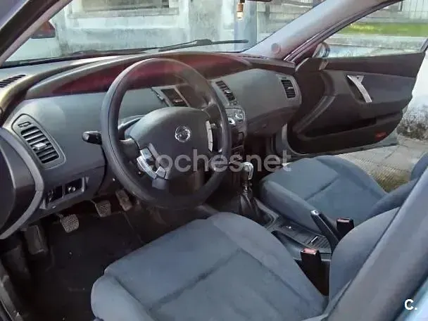 Usado Nissan Primera Acenta 120 CV (88 kW) 2005 Gris / plata Berlina