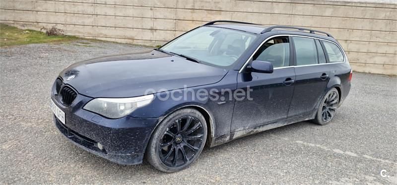 Usado BMW 530 193 CV (141 kW) 2005 Azul Familiar