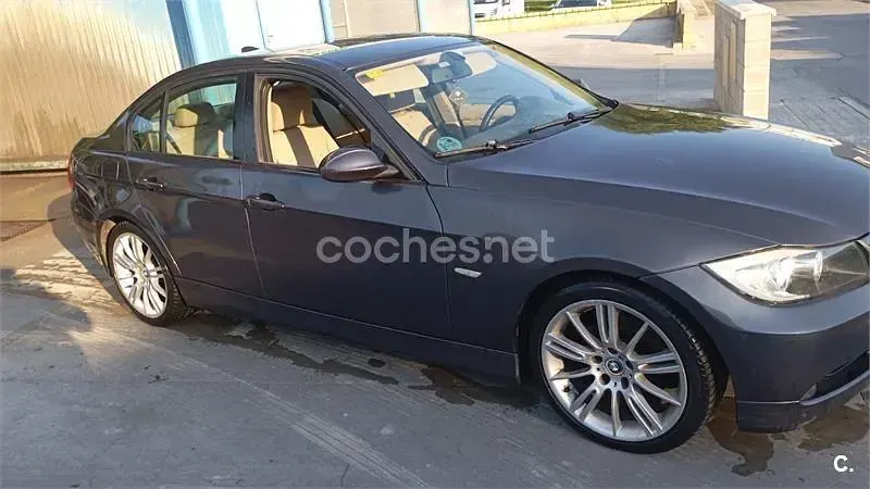 Usado BMW 320 150 CV (110 kW) 2007 Gris / plata Berlina