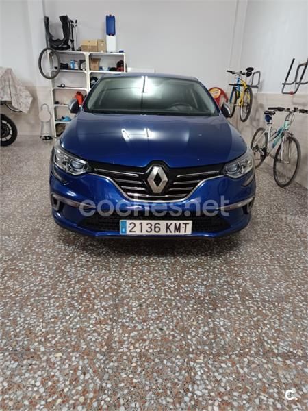 Azul Usado 2018 Renault Mégane GT Line GT-Line Berlina | 14.000 € (Buen precio) - Imagen 1/4