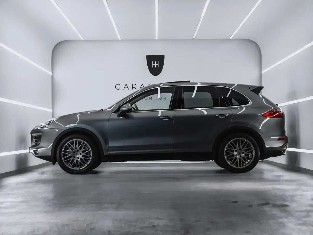 Usado Porsche Cayenne 262 CV (192 kW) 2016 Gris SUV