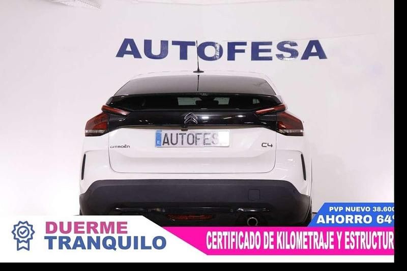 Usado Citroën C4 Feel 131 CV (96 kW) 2021 Blanco SUV