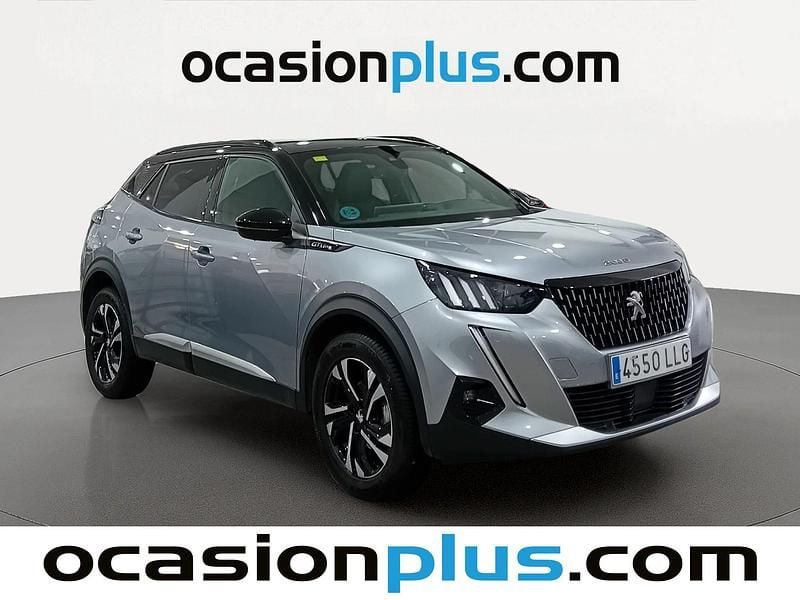 Usado Peugeot 2008 GT-line 131 CV (96 kW) 2020 Gris SUV