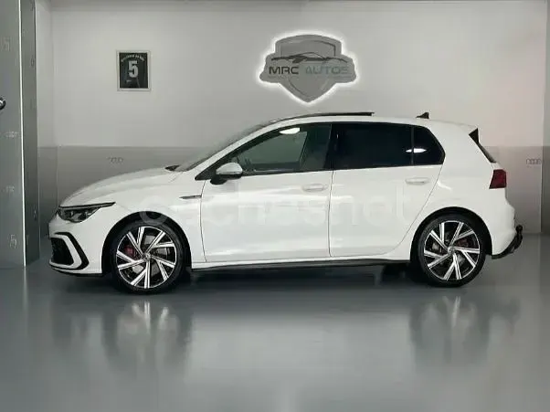 Usado VW Golf VIII R-line 150 CV (110 kW) 2022 Blanco Berlina