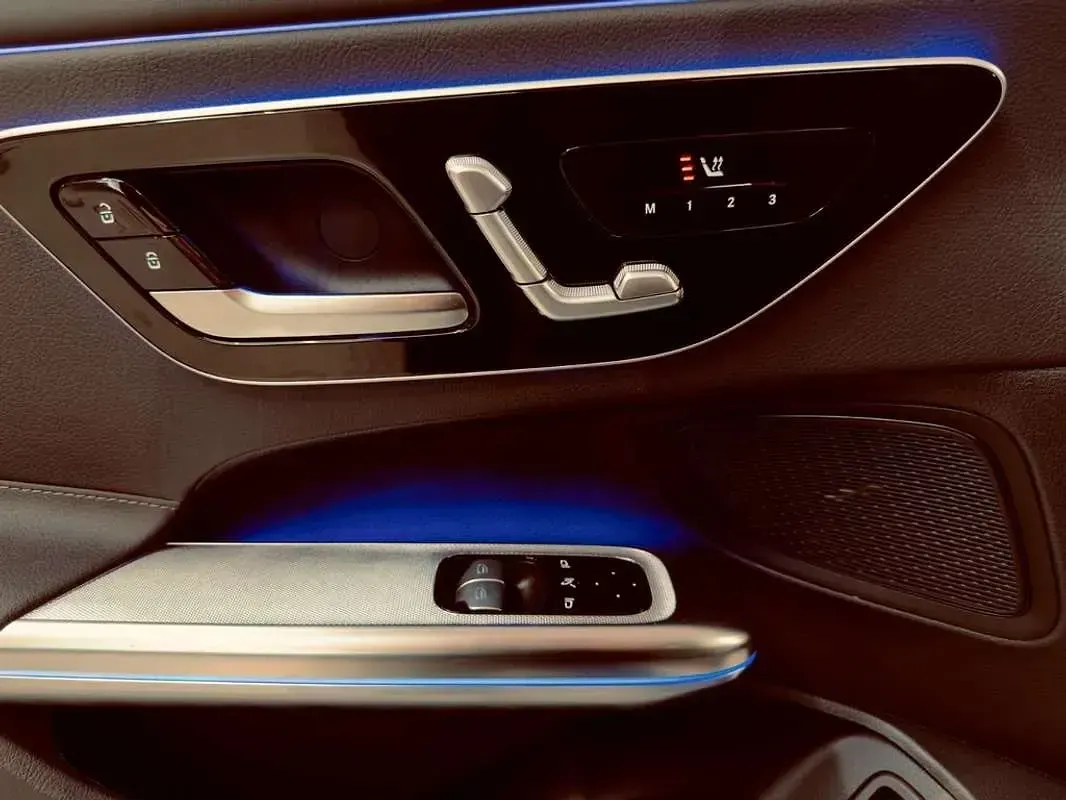 Usado Mercedes CLE220 196 CV (144 kW) 2025 Azul Coupe