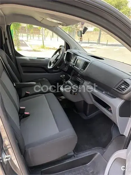 Usado Citroën Jumpy 180 CV (132 kW) 2024 Gris / plata Monovolumen