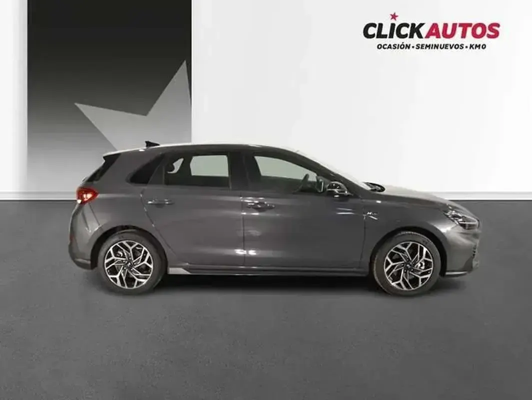 Usado Hyundai i30 N Line 97 CV (71 kW) 2025 Gris Utilitario