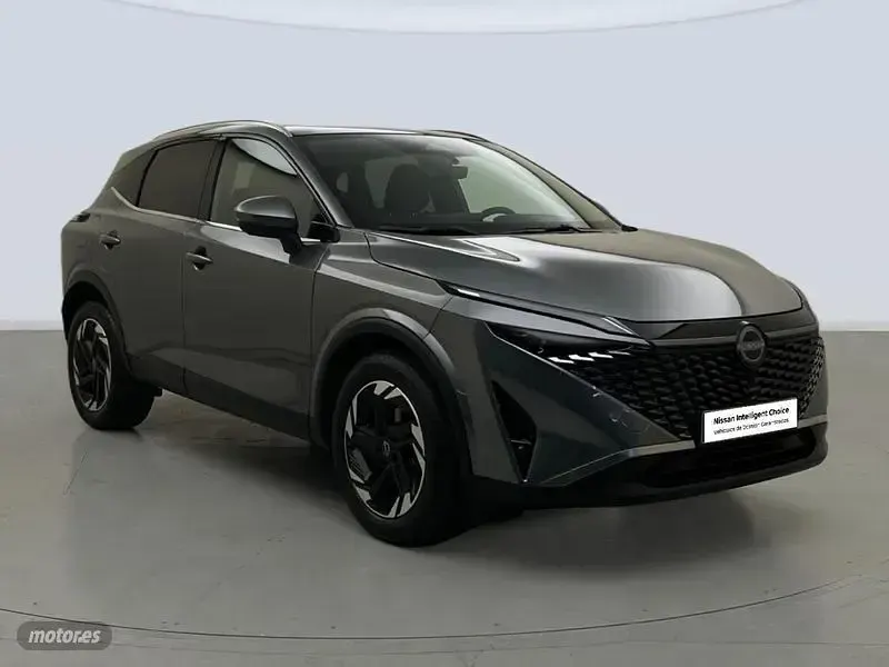 Usado Nissan Qashqai N-Connecta 140 CV (102 kW) 2024 Gris SUV