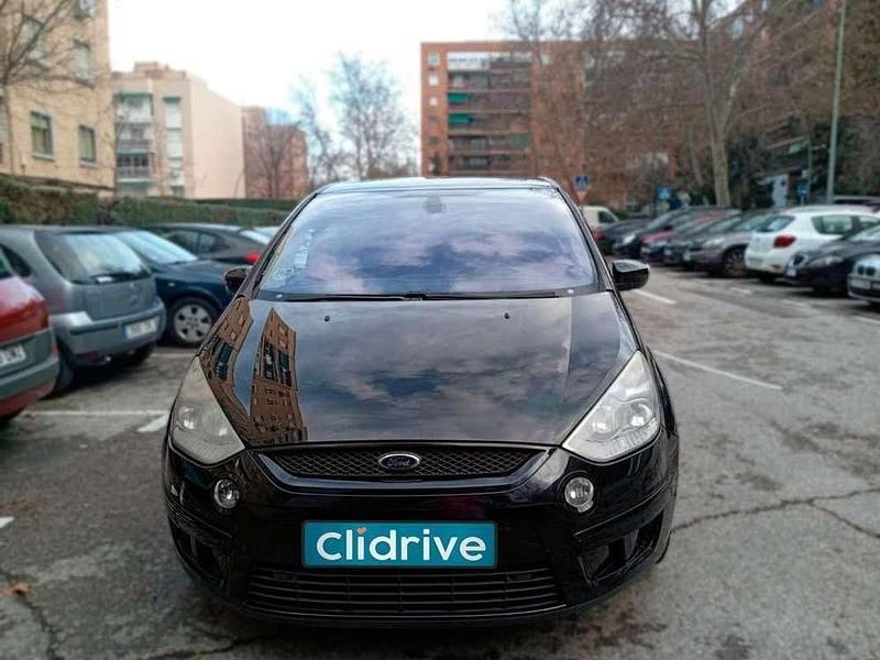 Usado Ford S-MAX Trend 140 CV (102 kW) 2010 Negro Monovolumen