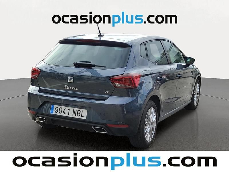 Usado Seat Ibiza FR 115 CV (84 kW) 2025 Gris Berlina