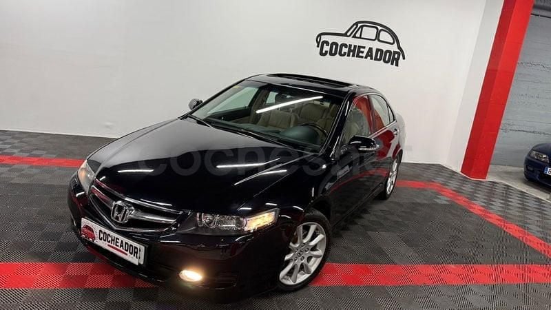 Usado Honda Accord Executive 190 CV (139 kW) 2006 Negro Berlina
