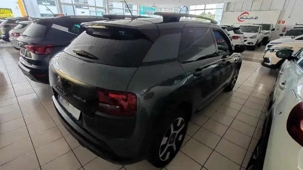 Usado Citroën C4 Feel 82 CV (60 kW) 2015 Gris Berlina