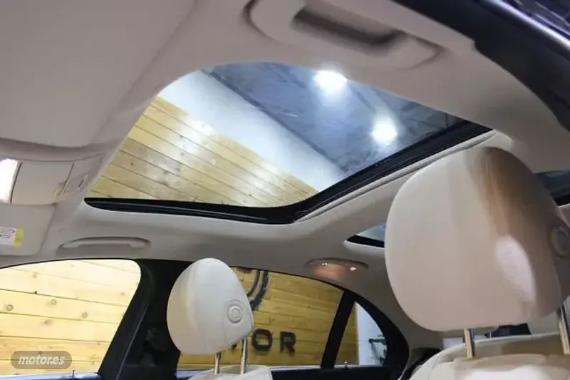 Usado Mercedes E220 194 CV (142 kW) 2018 Negro Berlina