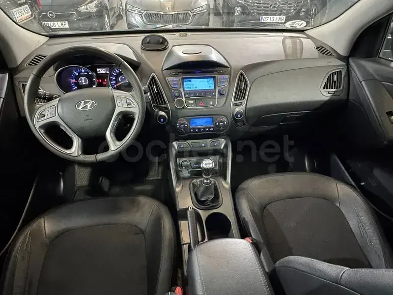 Usado Hyundai ix35 136 CV (100 kW) 2014 Negro SUV