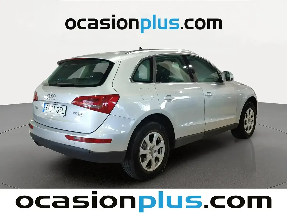 Usado Audi Q5 170 CV (125 kW) 2010 Gris SUV