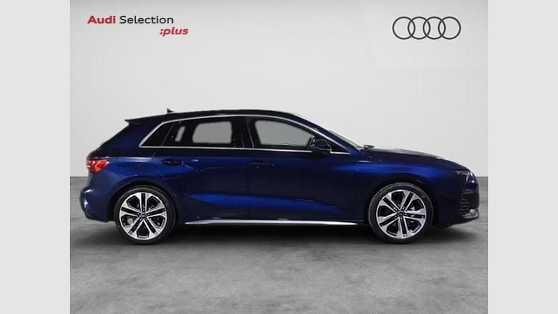Usado Audi A3 S-Line 150 CV (110 kW) 2024 Azul navarra metalizado Berlina