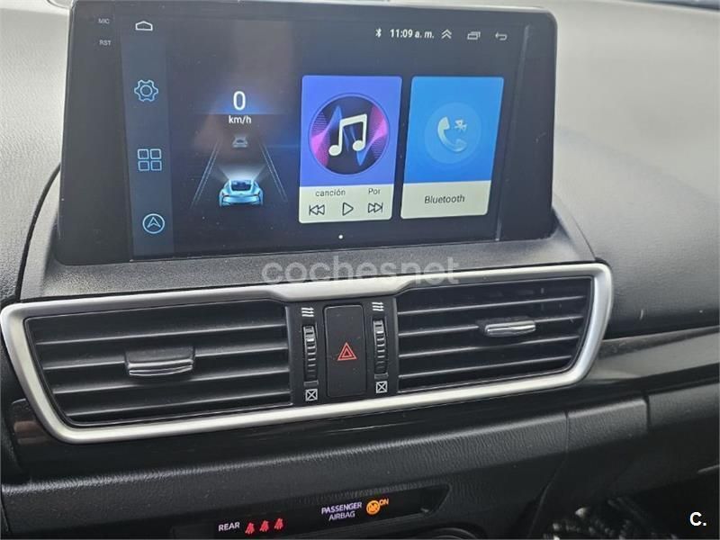 Gris / plata Usado 2015 Mazda 3 Style Berlina | 10.500 € (Buen precio) - Imagen 1/4
