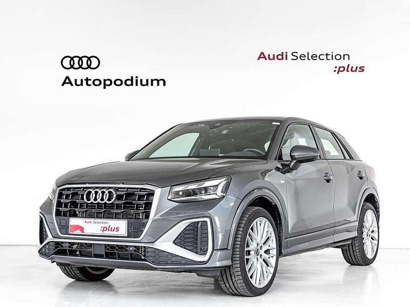 Gris Usado 2025 Audi Q2 SUV | 35.300 € (Precio justo) - Imagen 1/4