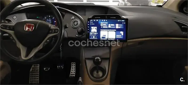 Usado Honda Civic Executive 140 CV (102 kW) 2006 Negro Berlina