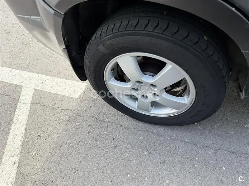 Usado Hyundai Tucson Comfort 140 CV (102 kW) 2006 Negro SUV