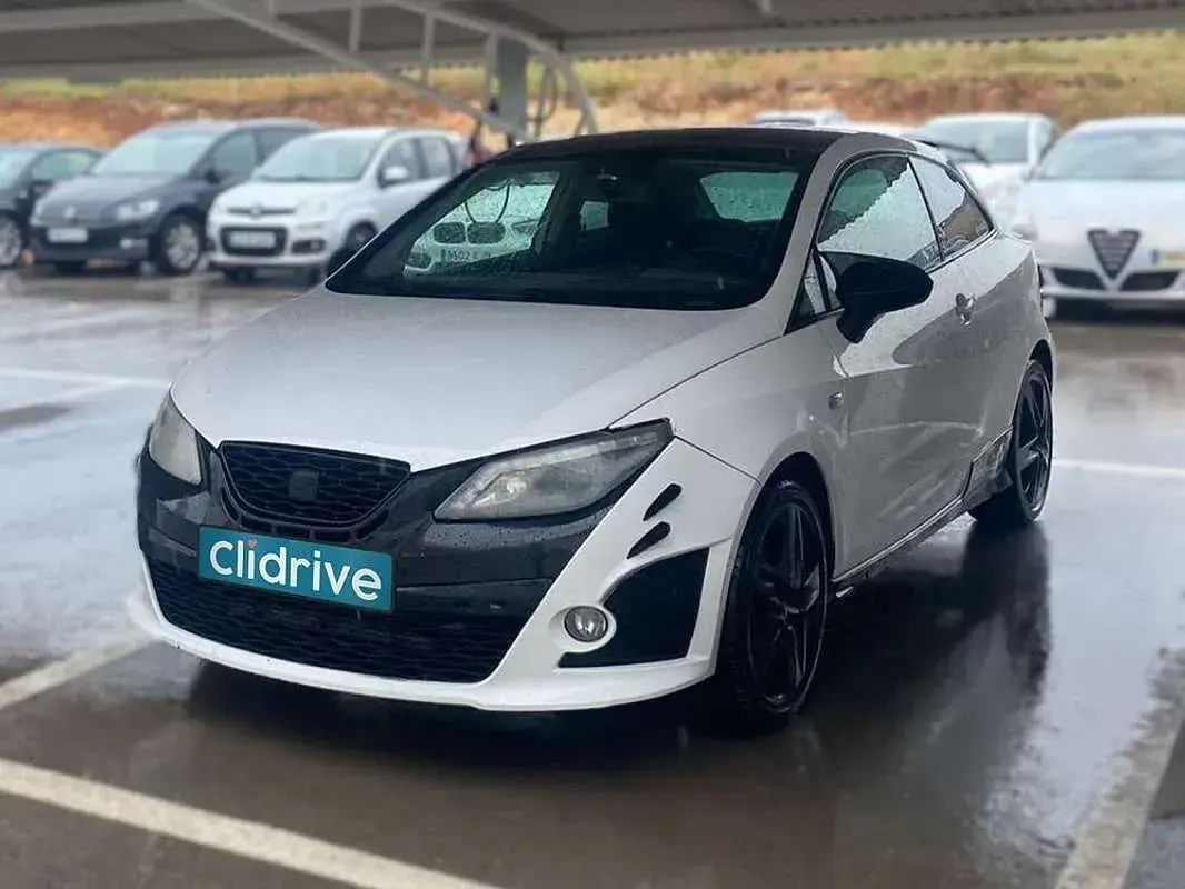 Usado Seat Ibiza FR 143 CV (105 kW) 2010 Blanco Utilitario