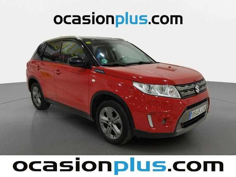 Usado Suzuki Vitara 120 CV (88 kW) 2015 Rojo SUV